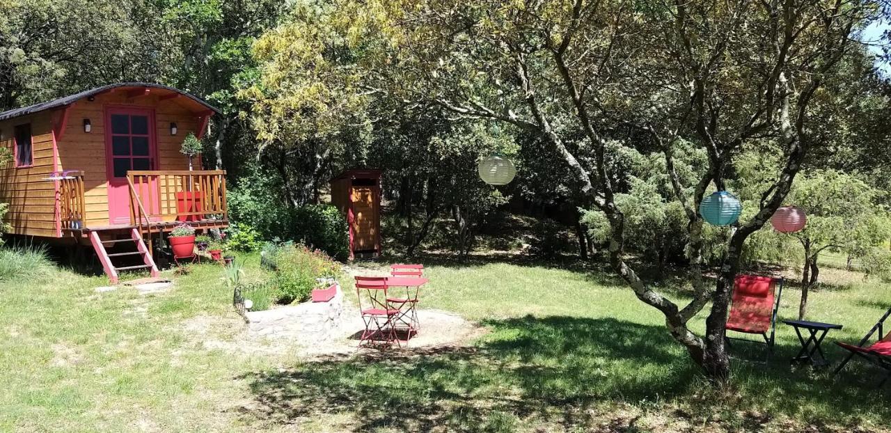 Roulotte Romantique Chauffee En Cevennes Monteils  외부 사진