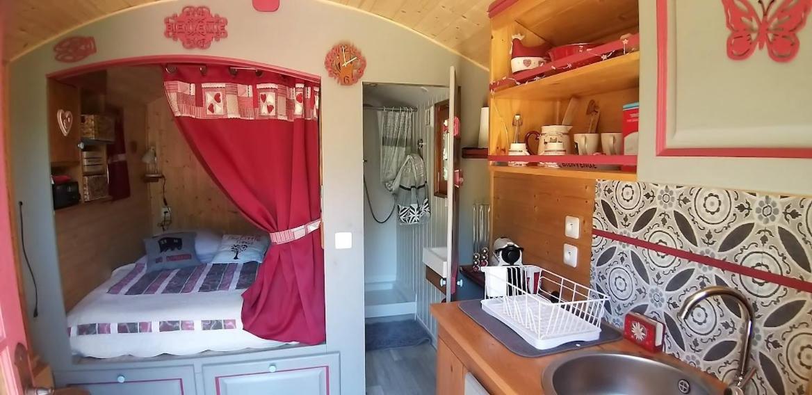 Roulotte Romantique Chauffee En Cevennes Monteils  외부 사진